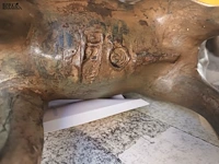 Lot 7 - bronzen varken pierre chenet - afbeelding 4 van  4