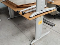 Lot 7 - bureeltafel las - afbeelding 2 van  3