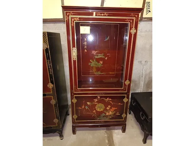 Lot 7 - chinese vitrinekast - afbeelding 1 van  6