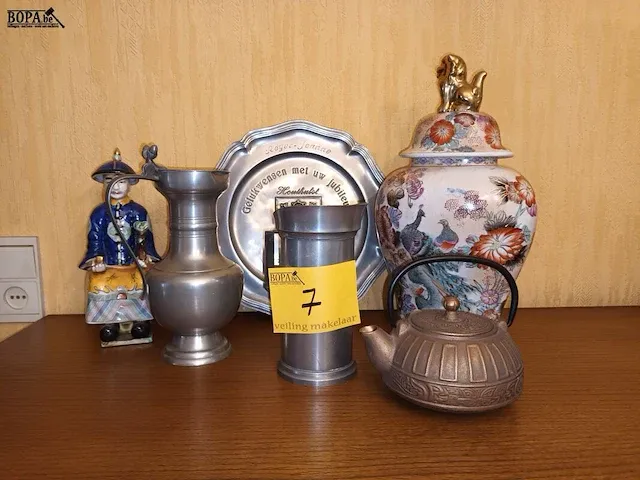 Lot 7 - decoratie. 6 stuks - afbeelding 1 van  4