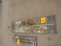 Lot 7 - grote tegelsnijder