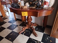 Lot 7 - houten biedermeier tafel
