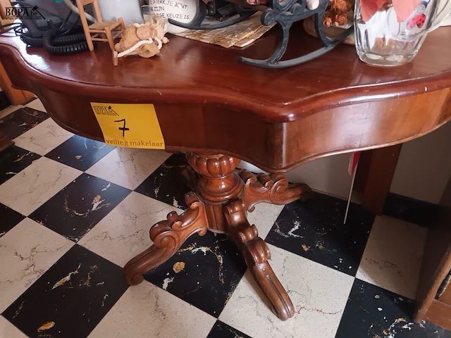 Lot 7 - houten biedermeier tafel - afbeelding 3 van  3