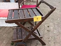 Lot 7 - houten serveerwagentje - afbeelding 1 van  4