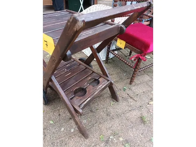 Lot 7 - houten serveerwagentje - afbeelding 3 van  4