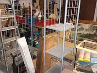 Lot 7 - kledingrek op wielen - afbeelding 3 van  3