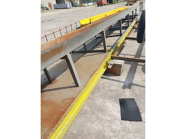 Lot 7 - knipmachine voor betonijzer - afbeelding 8 van  8