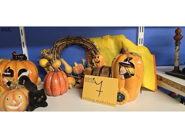 Lot 7 - lot diverse halloween decoratie, ong 14 stuks - afbeelding 4 van  4
