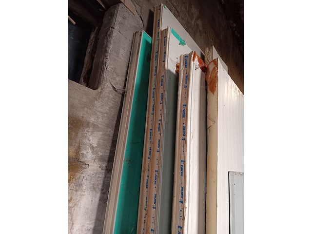 Lot 7 - lot isolatie - afbeelding 2 van  3