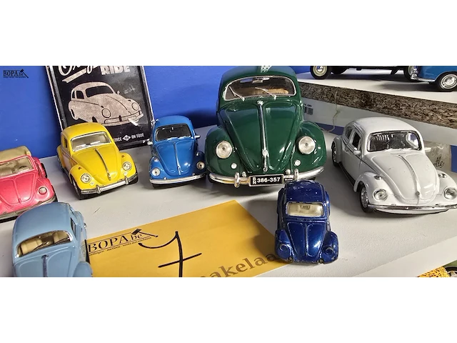Lot 7 - lotje miniatuur volkswagen autootjes ong 10 stuks - afbeelding 3 van  3