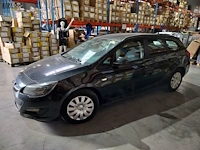 Lot 7 - opel astra sports (2013-chass.w0lpd8ew2e8022538)