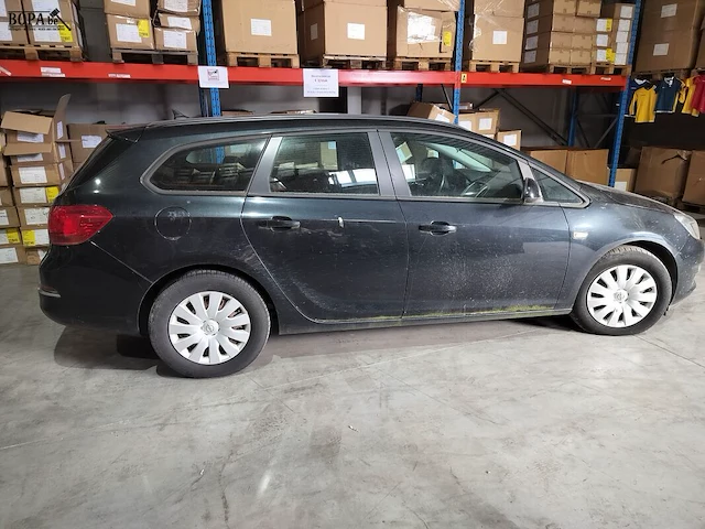 Lot 7 - opel astra sports (2013-chass.w0lpd8ew2e8022538) - afbeelding 7 van  13