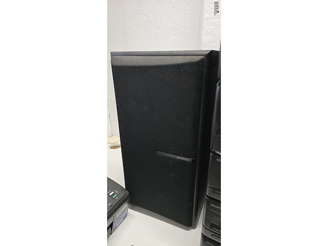 Lot 7 - stereo toren kenwood 6 delig met luidsprekers - afbeelding 6 van  6