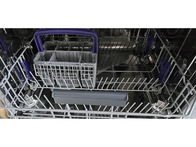 Lot 7 - vaatwas beko - afbeelding 8 van  9