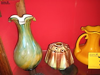 Lot 7 - vazen en bloempot. 8 stuks - afbeelding 2 van  5