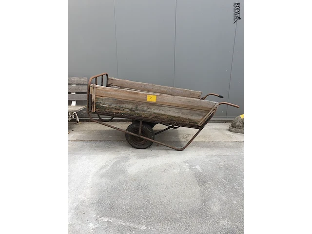 Lot 7 - vintage steekkar - afbeelding 1 van  4
