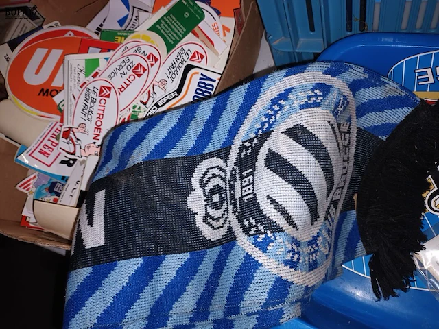 Lot 70 - club brugge memorabilia - afbeelding 2 van  5