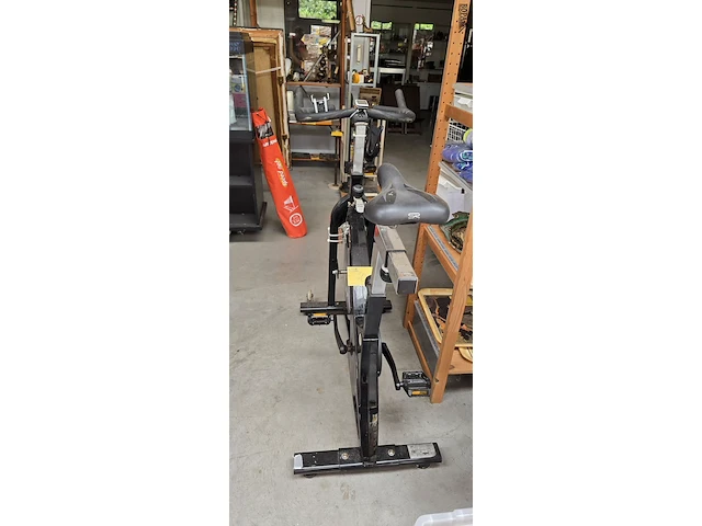 Lot 70 - home trainer utility 61 - afbeelding 2 van  4