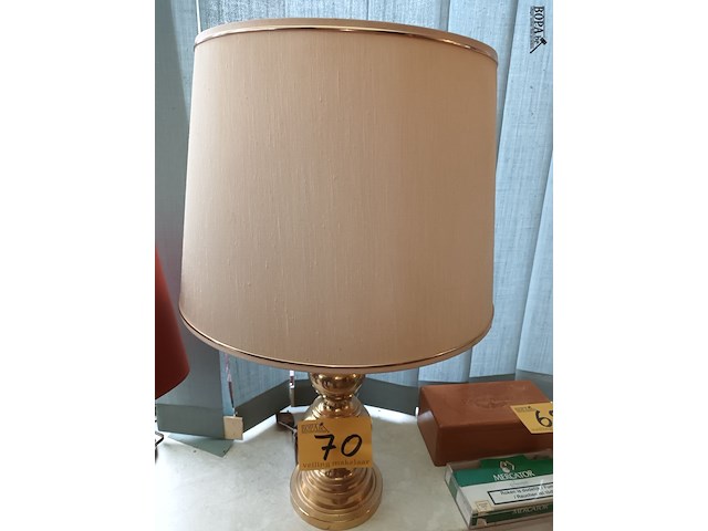 Lot 70 - lampedair in koper. 2 stuks - afbeelding 2 van  5