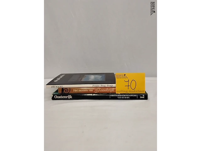 Lot 70 - lot boeken, reisencyclopedie europa, 3 stuks - afbeelding 1 van  1