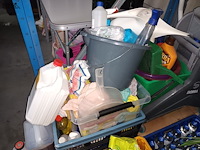 Lot 70 - lot poetsmateriaal - afbeelding 4 van  5