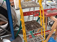 Lot 70 - trapladder macc - afbeelding 1 van  4