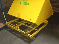 Lot 703 - kipcontainer op wielen - afbeelding 2 van  3