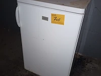 Lot 705 - koelkast zanussi - afbeelding 1 van  3