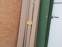Lot 707 - kartonnen hoeklatten - afbeelding 1 van  3
