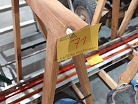 Lot 71 - houten schraag. 4 stuks - afbeelding 3 van  3