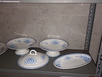 Lot 71 - huisraad. inhoud rek - afbeelding 4 van  6
