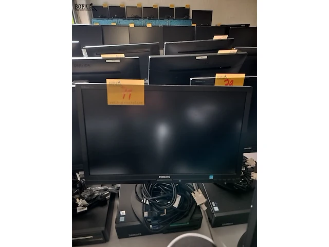 Lot 71 - lenovo thinkcentre computer - afbeelding 1 van  1