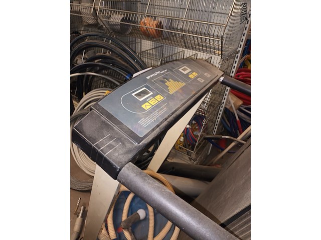 Lot 71 - loopband sportsart - afbeelding 2 van  3