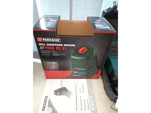 Lot 71 - parkside boren slijpmachine - afbeelding 2 van  3