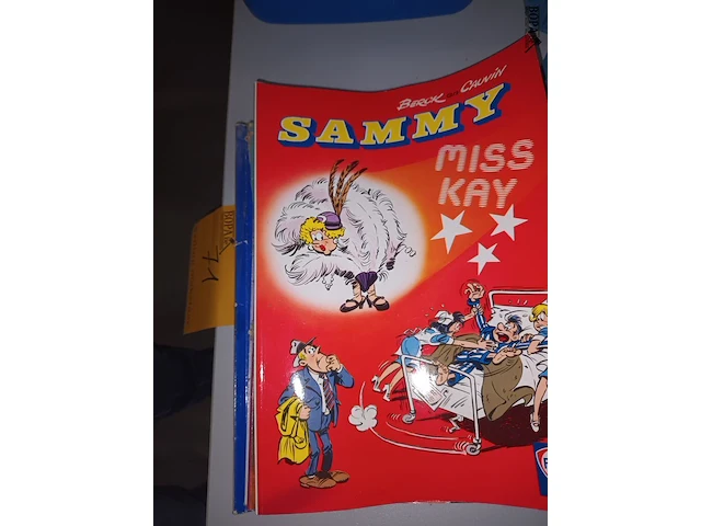 Lot 71 - strips. 10 stuks - afbeelding 3 van  5