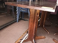 Lot 71 - tafel met houten voet. 13 stuks - afbeelding 3 van  5