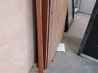 Lot 712 - houten deur met deurijst - afbeelding 3 van  3