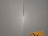 Lot 718 - metalen dossierkast mewaf - afbeelding 2 van  3