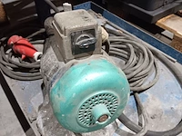 Lot 72 - elektrische kast met slangreinigingsmachineelektrische kast - afbeelding 3 van  4