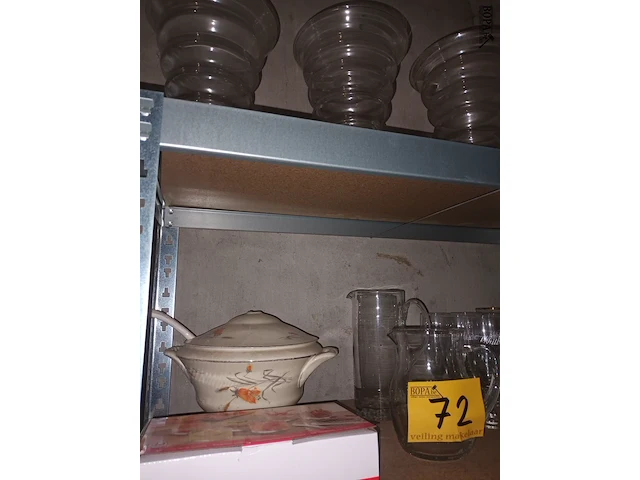 Lot 72 - huisraad. inhoud rek - afbeelding 5 van  7