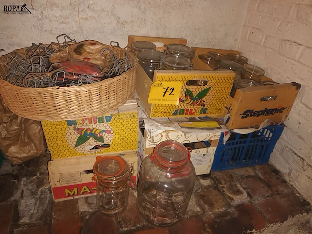 Lot 72 - inmaak bokalen - afbeelding 1 van  3