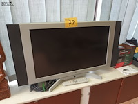 Lot 72 - tv loewe - afbeelding 1 van  3