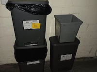 Lot 720 - ikea vuilnisbak. 3 stuks - afbeelding 1 van  1