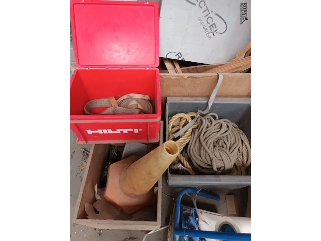 Lot 724 - diversen - afbeelding 3 van  5