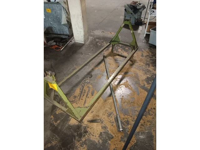 Lot 724 - kar - afbeelding 2 van  3