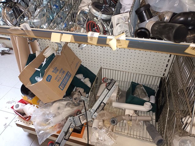 Lot 73 - koppelstukken en spanringen - afbeelding 4 van  6