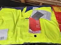 Lot 73 - nieuwe polo's, weaters en regenjas - afbeelding 2 van  4