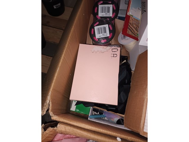 Lot 73 - winkelbenodigdheden - afbeelding 5 van  5