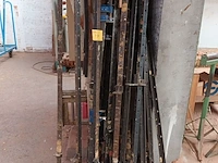 Lot 730 - lange lijmklemmen. 20 stuks - afbeelding 1 van  5