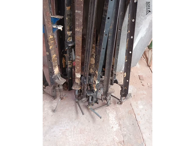 Lot 730 - lange lijmklemmen. 20 stuks - afbeelding 3 van  5